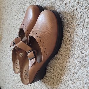 Mephisto Genuine Leather heeled clogs